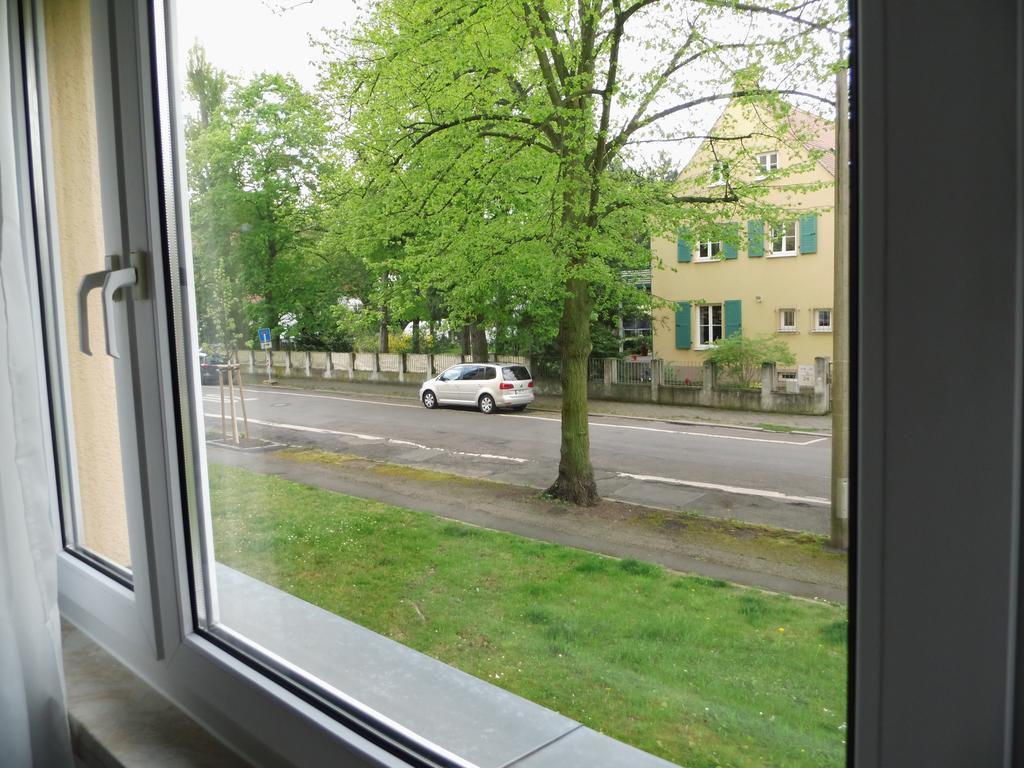 Schöne 2-zimmer-parterre Wf Apartment Leipzig