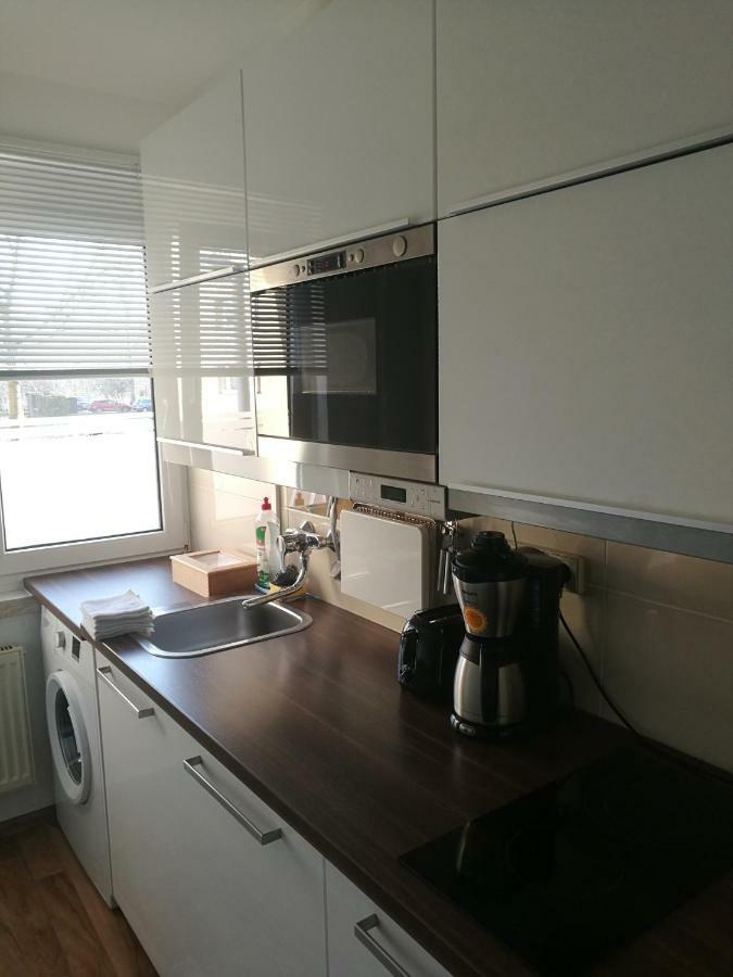 Schöne 2-zimmer-parterre Wf Apartment
